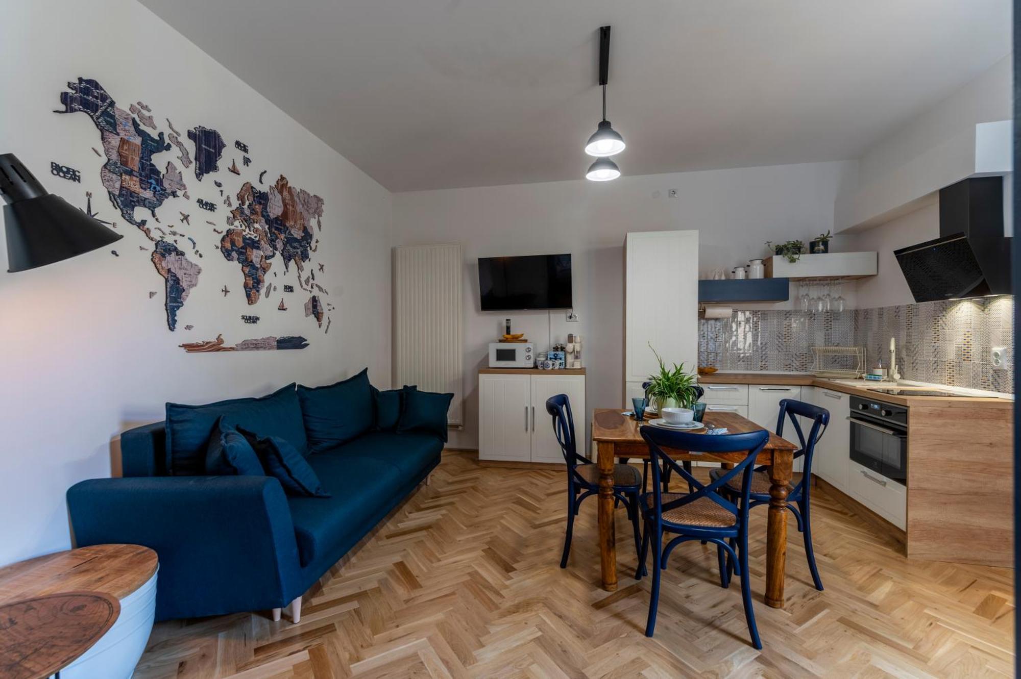 Luxurious Apartment In Old Town - Ultra Central Брашов Экстерьер фото