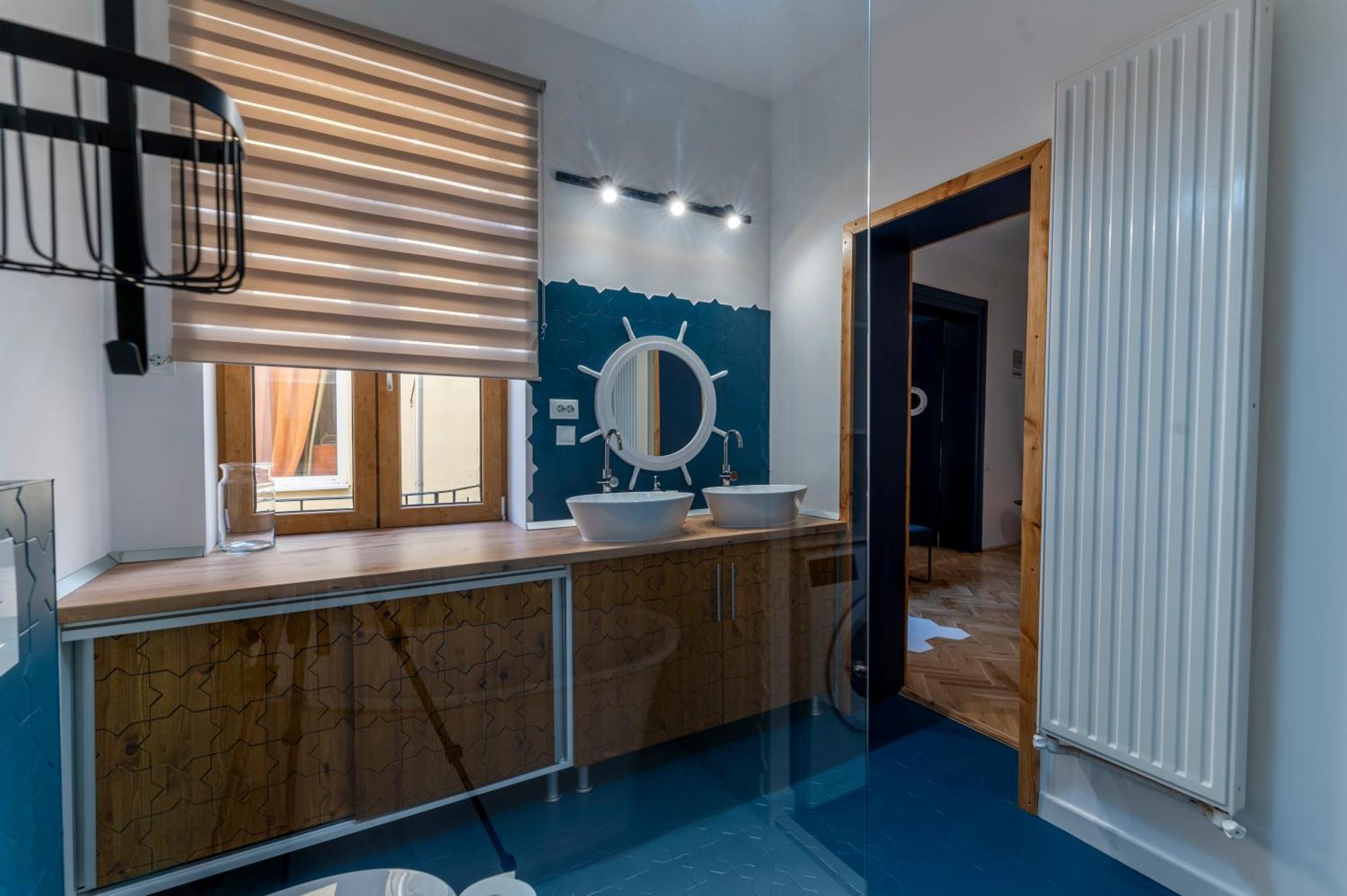 Luxurious Apartment In Old Town - Ultra Central Брашов Экстерьер фото